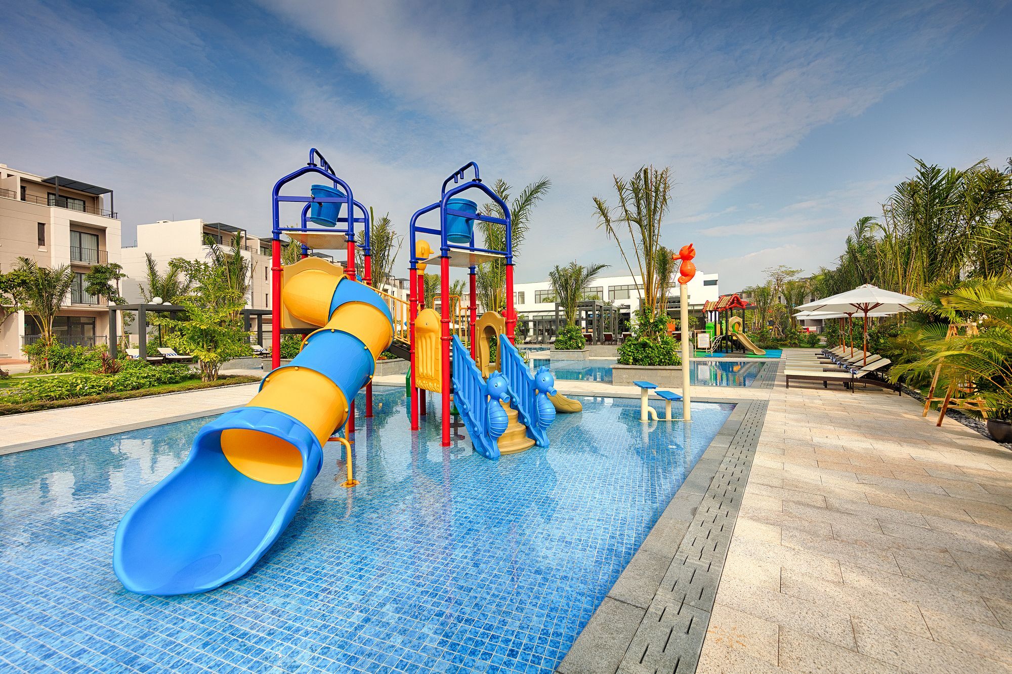 Royal Lotus Ha Long Resort & Villas Exterior photo